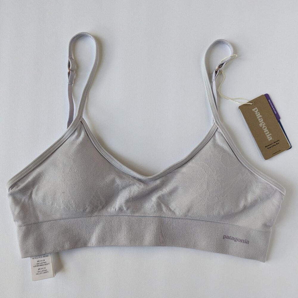 Patagonia Barely Everyday Bra in pale purple, size M. NWT